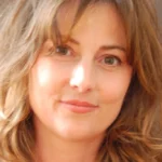 Stéfanie Lolivret, professeure de yoga et sonothérapeute à Rouen