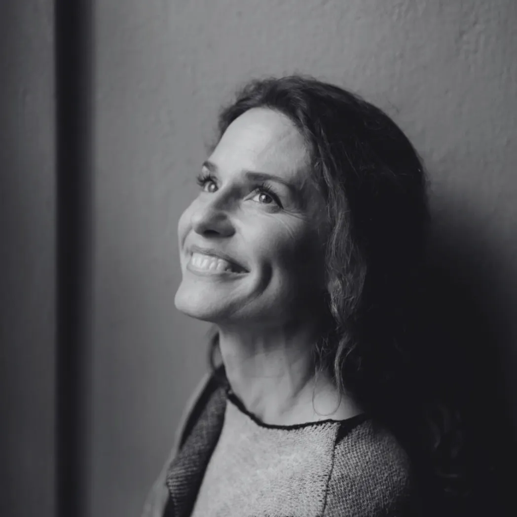 Anouschka Lara, initiatrice du Processus Vivants et de la méthode Kintsugi