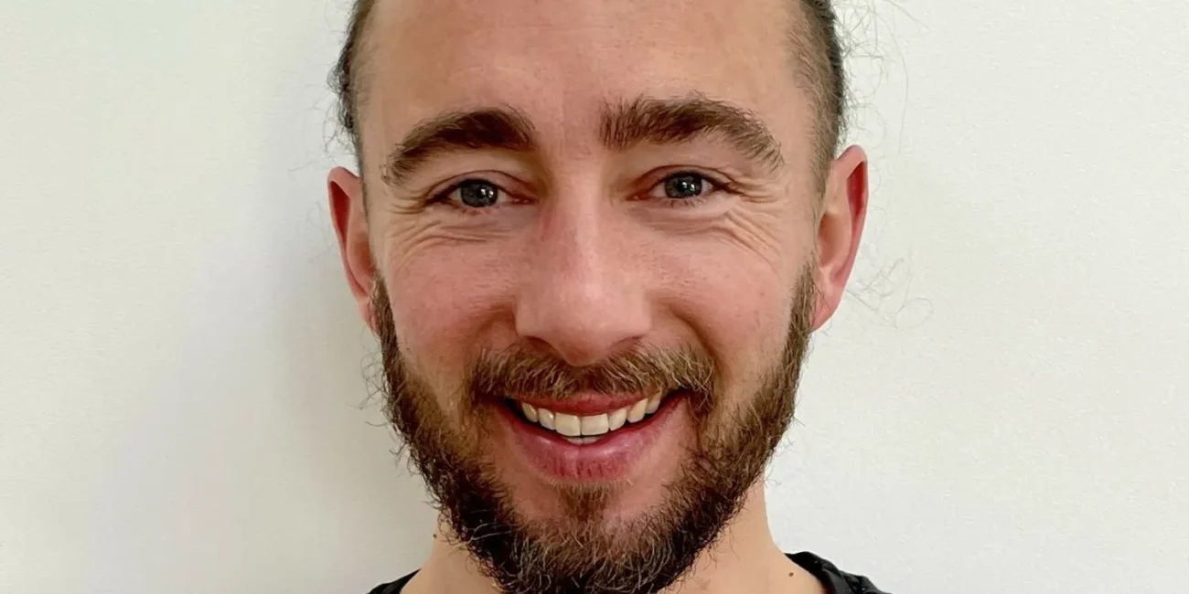 Martin Croguennec, professeur de yoga au Centre à Rouen