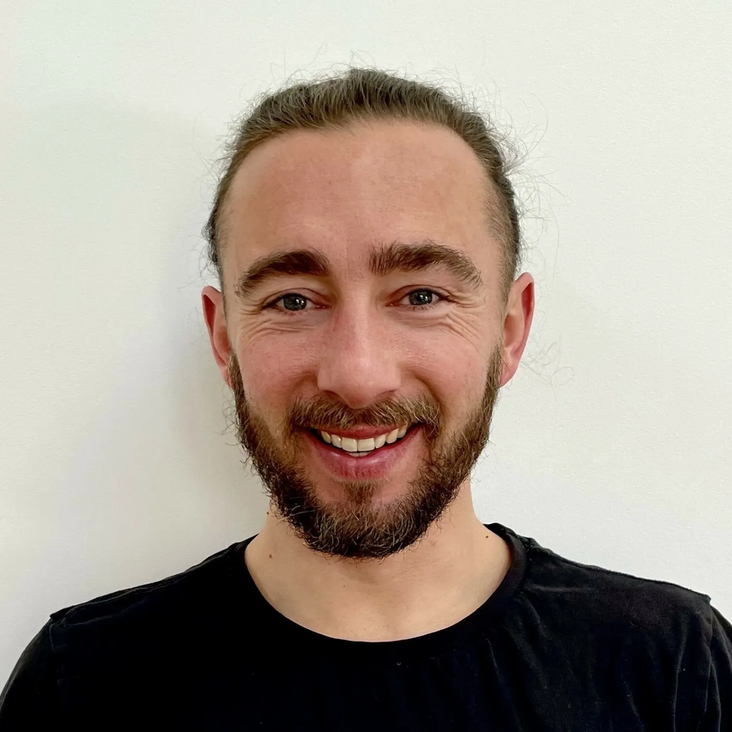 Martin Croguennec, professeur de yoga au Centre à Rouen